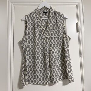 Talbots Navy and Cream Sleeveless Blouse
